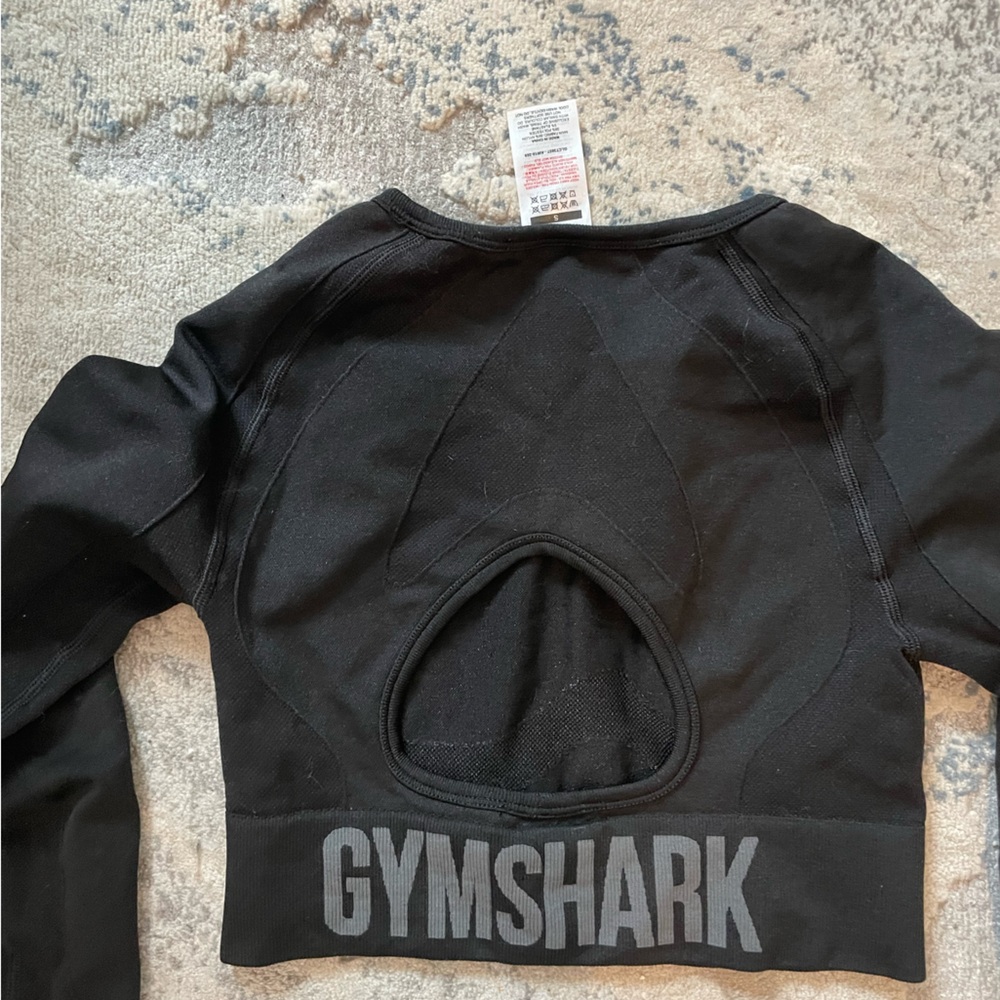 Gymshark long sleeve crop top